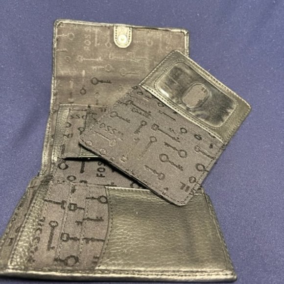 VTG FOSSIL Soft Black Cowhide Leather Trifold Stitched Wallet - Picture 9 of 16
